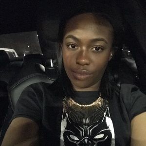 Meet your Posher, Christina